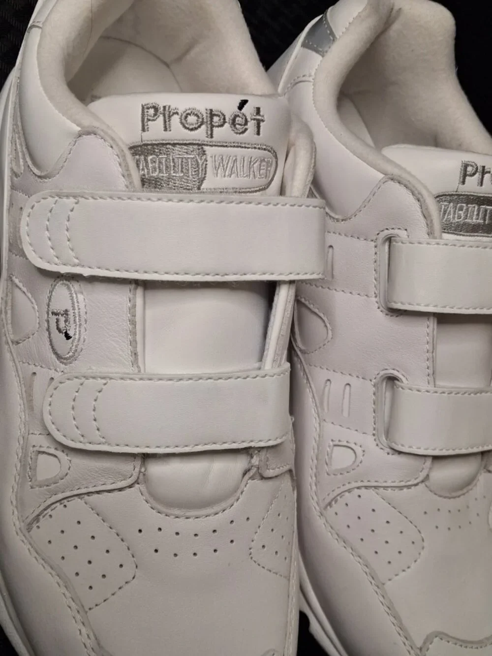 Propet Mens Stability Walker Strap Walking Shoes Size US 8.5 xx (5E) White